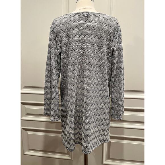 J Valdi Chevron Beach Pool Cover up Black White Mesh Size Medium - Picture 2 of 5